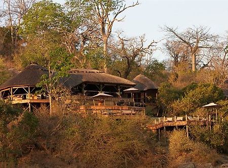 Serena Mivumo River Lodge Mkalinzu エクステリア 写真