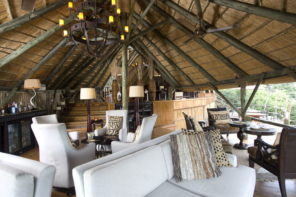 Serena Mivumo River Lodge Mkalinzu エクステリア 写真