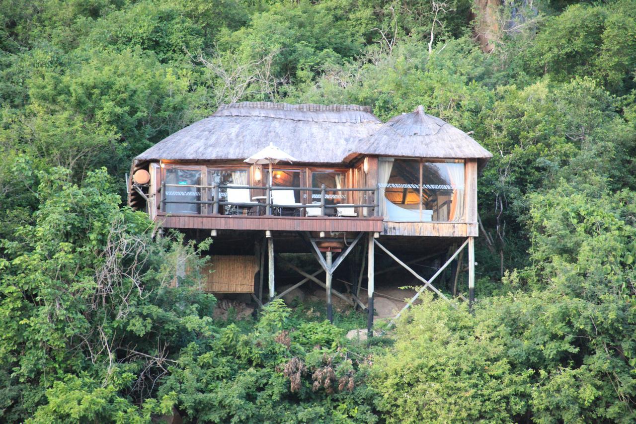 Serena Mivumo River Lodge Mkalinzu エクステリア 写真